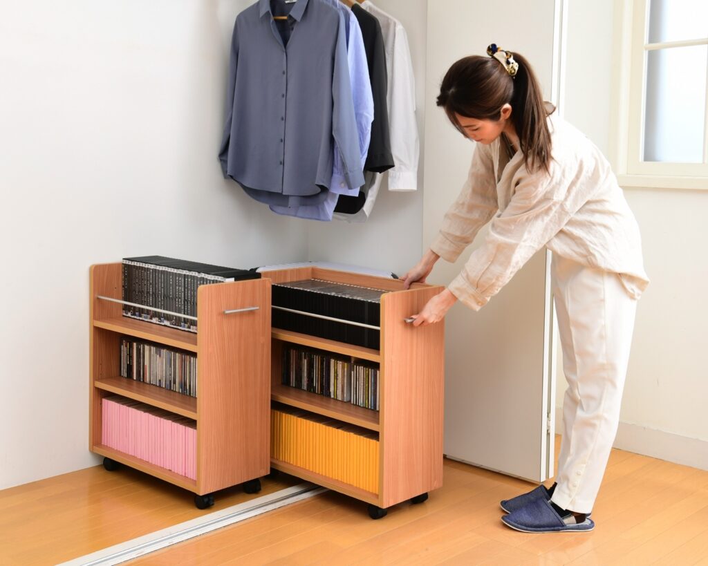 使いやすいクローゼットへ！整理もしやすくなるクローゼット収納術